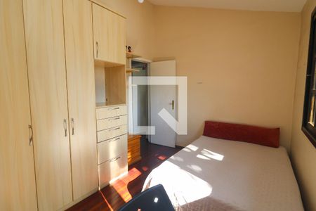 Quarto 2 de casa à venda com 3 quartos, 426m² em Tristeza, Porto Alegre