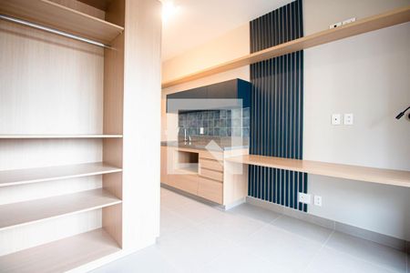 Sala/Quarto de kitnet/studio à venda com 1 quarto, 25m² em Vila Cordeiro, São Paulo