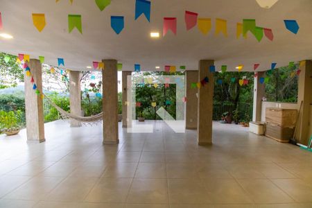 Área externa de casa de condomínio à venda com 5 quartos, 400m² em Muriqui, Niterói