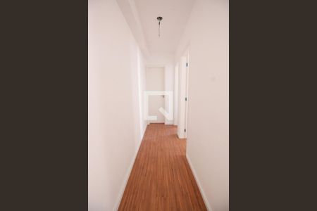 Corredor de apartamento à venda com 2 quartos, 42m² em Jardim Tres Irmaos, Taboão da Serra