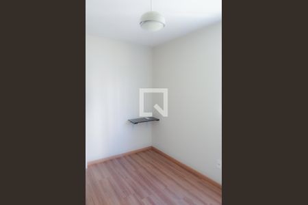 Quarto 1 de apartamento para alugar com 2 quartos, 44m² em Parque Xangri-lá, Contagem