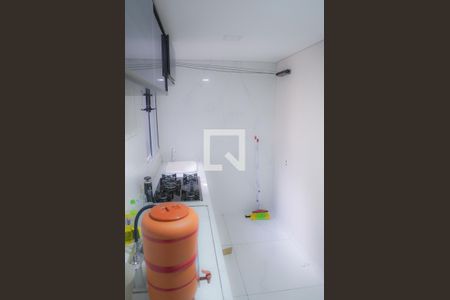 Cozinha de apartamento para alugar com 2 quartos, 44m² em Parque Xangri-lá, Contagem