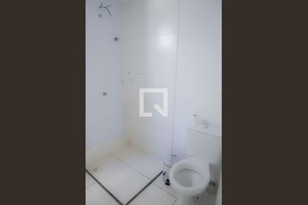 Banheiro de apartamento para alugar com 2 quartos, 44m² em Parque Xangri-lá, Contagem