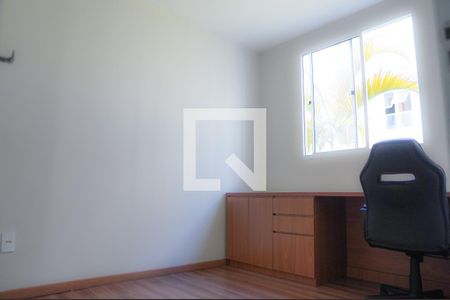 Quarto 2 de apartamento para alugar com 2 quartos, 44m² em Parque Xangri-lá, Contagem