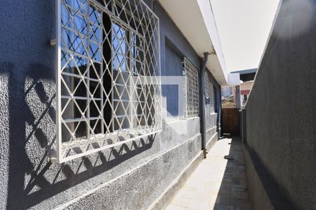 Área externa de casa à venda com 4 quartos, 400m² em Sagrada Família, Belo Horizonte