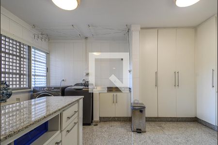 Apartamento à venda com 3 quartos, 178m² em Itaim Bibi, São Paulo
