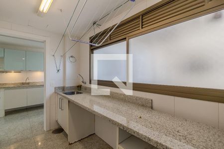 Área de Serviço de apartamento para alugar com 3 quartos, 180m² em Moinhos de Vento, Porto Alegre