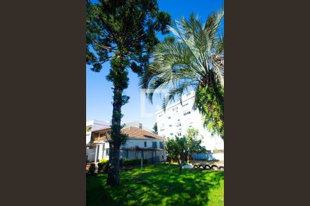 Área Externa de casa à venda com 2 quartos, 100m² em Marechal Rondon, Canoas