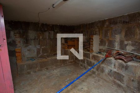 Porão de casa à venda com 2 quartos, 100m² em Marechal Rondon, Canoas