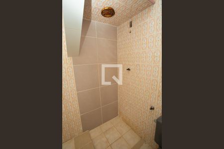 Banheiro de casa à venda com 2 quartos, 100m² em Marechal Rondon, Canoas