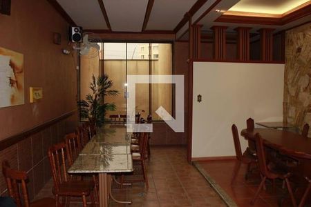 Casa à venda com 3 quartos, 439m² em Vila Carrão, São Paulo