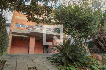 Quintal de casa para alugar com 4 quartos, 240m² em Bela Vista, Porto Alegre