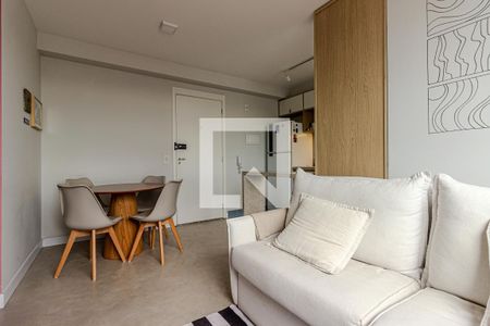 Sala de apartamento à venda com 2 quartos, 43m² em Santo Amaro, São Paulo