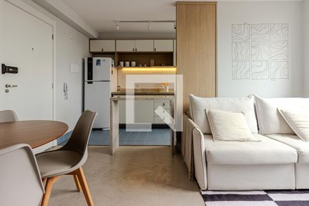 Sala de apartamento à venda com 2 quartos, 43m² em Santo Amaro, São Paulo