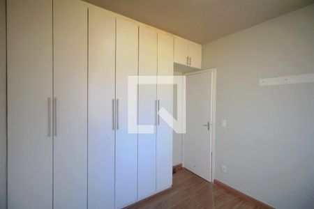 Quarto 1 de apartamento para alugar com 2 quartos, 58m² em Sagrada Família, Belo Horizonte