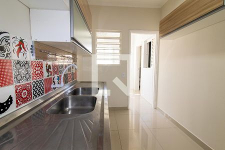 Cozinha de apartamento à venda com 3 quartos, 77m² em Centro, Campinas