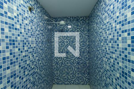 Banheiro de kitnet/studio para alugar com 1 quarto, 32m² em Jardim Petropolis, Cotia