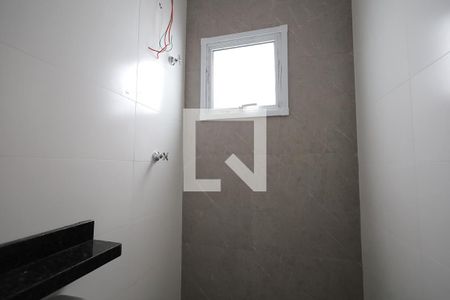Banheiro Social de apartamento à venda com 2 quartos, 104m² em Vila Eldizia, Santo André