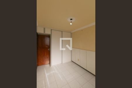 Quarto 1 de apartamento para alugar com 2 quartos, 60m² em São Pedro (venda Nova), Belo Horizonte