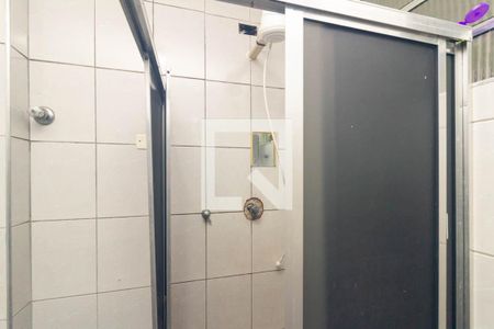 Banheiro de apartamento para alugar com 1 quarto, 40m² em República, São Paulo