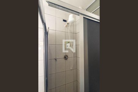 Banheiro de apartamento para alugar com 1 quarto, 40m² em República, São Paulo