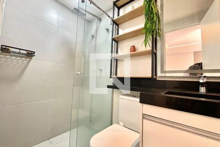 Banheiro Social de apartamento para alugar com 1 quarto, 29m² em Jardim Prudência, São Paulo