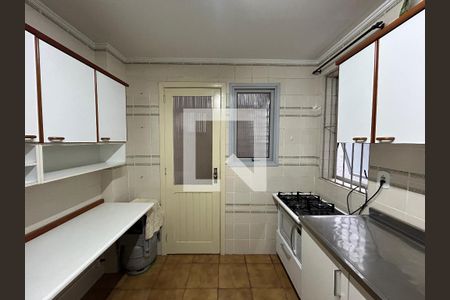 Cozinha de apartamento à venda com 2 quartos, 65m² em Vicentina, São Leopoldo