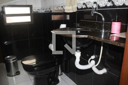 Lavabo 1 de casa à venda com 3 quartos, 170m² em Picanço, Guarulhos