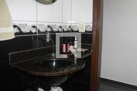 Lavabo 1 de casa à venda com 3 quartos, 170m² em Picanço, Guarulhos