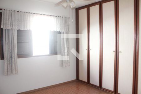 Suíte 1 de casa à venda com 2 quartos, 100m² em Jardim Santa Mena, Guarulhos