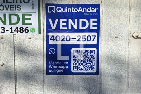 Placa de casa à venda com 2 quartos, 396m² em Piratininga, Niterói