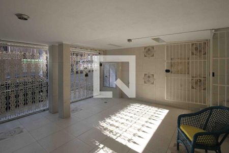 Garagem de casa à venda com 2 quartos, 180m² em Vila Bela, São Paulo