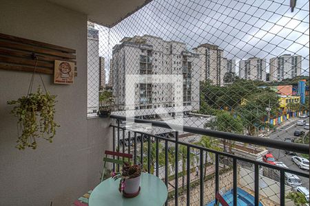 Sacada de apartamento à venda com 2 quartos, 49m² em Jardim Celeste, São Paulo