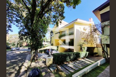 Fachada de casa de condomínio à venda com 4 quartos, 754m² em Morumbi, São Paulo