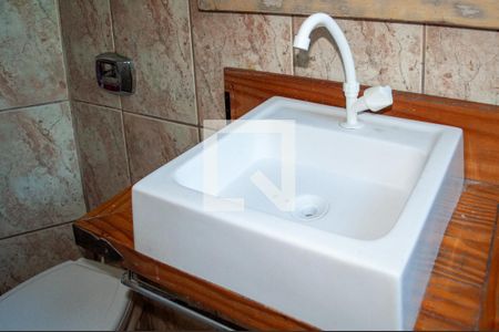 Banheiro de apartamento para alugar com 2 quartos, 55m² em Cidade Baixa, Porto Alegre
