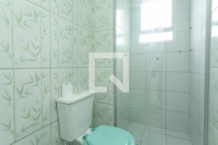 Banheiro de apartamento para alugar com 2 quartos, 43m² em Morro Santana, Porto Alegre