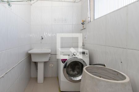Área de Serviço de apartamento para alugar com 2 quartos, 85m² em Santo Amaro, São Paulo