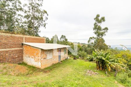 Quintal de casa à venda com 2 quartos, 124m² em Nonoai, Porto Alegre