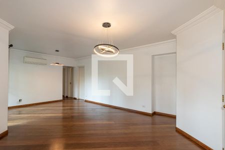 Sala de apartamento à venda com 3 quartos, 116m² em Vila Olímpia, São Paulo