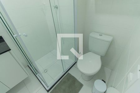 Banheiro de kitnet/studio para alugar com 1 quarto, 27m² em Vila Dom Pedro I, São Paulo