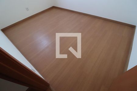 Quarto 1 de apartamento para alugar com 2 quartos, 58m² em Shopping Park, Uberlândia