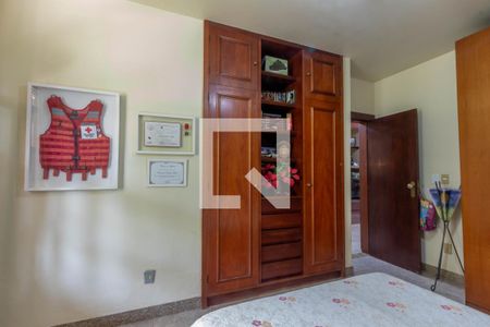 Quarto 1 de casa de condomínio à venda com 3 quartos, 420m² em Condados da Lagoa, Lagoa Santa