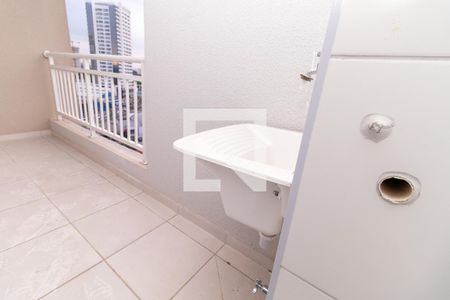 Varanda da Sala / Área de Serviço de apartamento para alugar com 2 quartos, 42m² em Várzea da Barra Funda, São Paulo