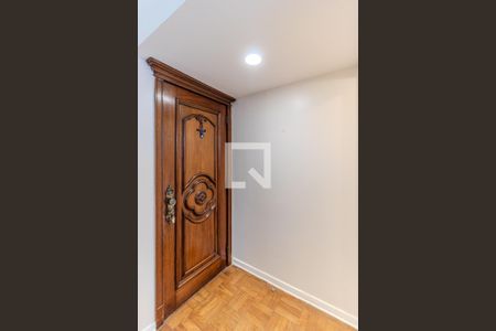Entrada de apartamento para alugar com 3 quartos, 130m² em Santa Cecilia, São Paulo