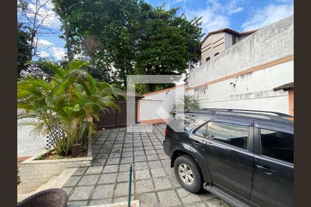 Garagem de casa à venda com 6 quartos, 513m² em Pechincha, Rio de Janeiro