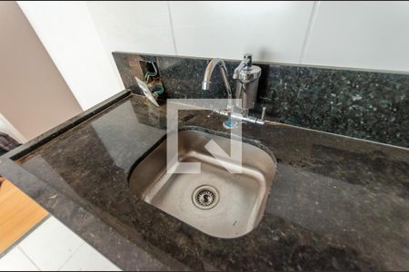 Cozinha de apartamento à venda com 2 quartos, 33m² em Jardim Pereira Leite, São Paulo