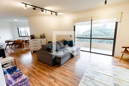 Sala de apartamento para alugar com 3 quartos, 150m² em Jardim Monte Kemel, São Paulo