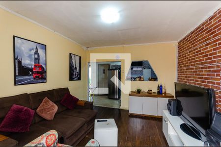 Sala de casa à venda com 4 quartos, 280m² em Moinho Velho, São Paulo