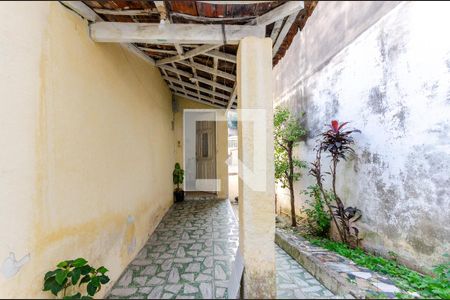Entrada de casa à venda com 4 quartos, 280m² em Moinho Velho, São Paulo