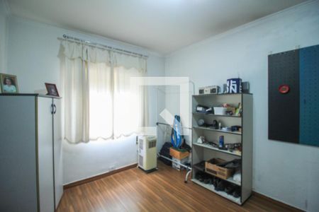 Quarto 2 de casa à venda com 3 quartos, 400m² em Vila Canero, São Paulo